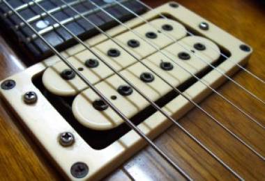 Cách lựa Guitar điện- Guitar Đà Nẵng
